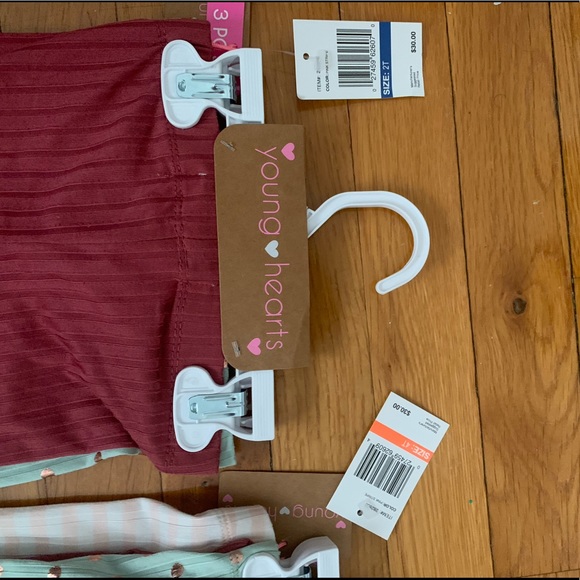 3 pair of leggings with a hair tie - Picture 5 of 5